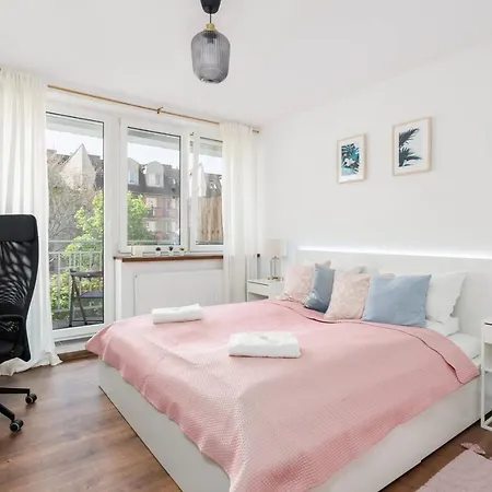 Kosinkiego Apartament Poznan By Noclegi Renters Eksteriør bilde